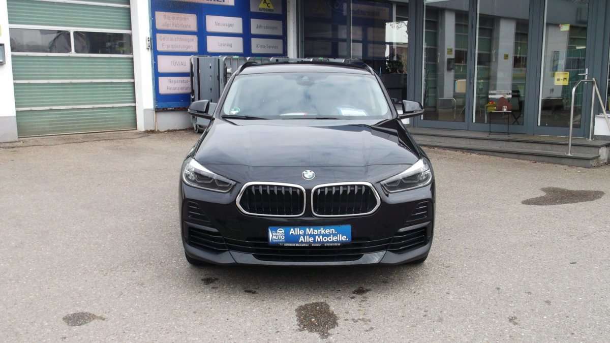 Fahrzeugbild eines BMW X2