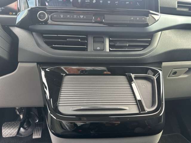 Fahrzeugbild eines Ford Tourneo Custom