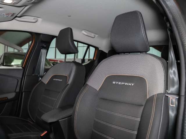 Fahrzeugbild eines Dacia Sandero