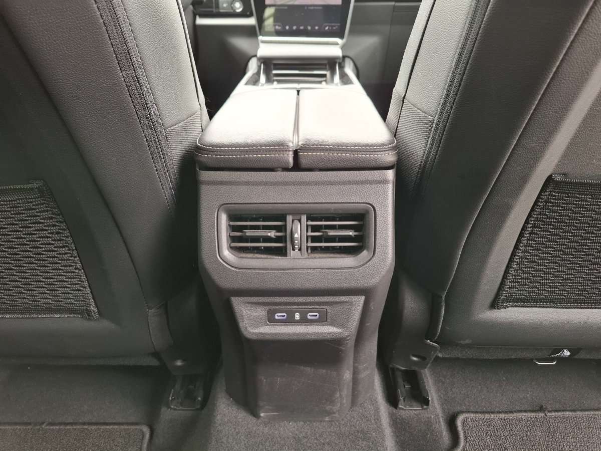 Fahrzeugbild eines Renault Austral