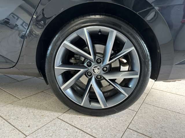 Fahrzeugbild eines Skoda Superb