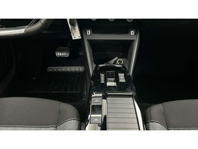 Fahrzeugbild eines Citroën ë-C4