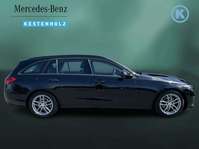 Fahrzeugbild eines Mercedes-Benz C-Klasse