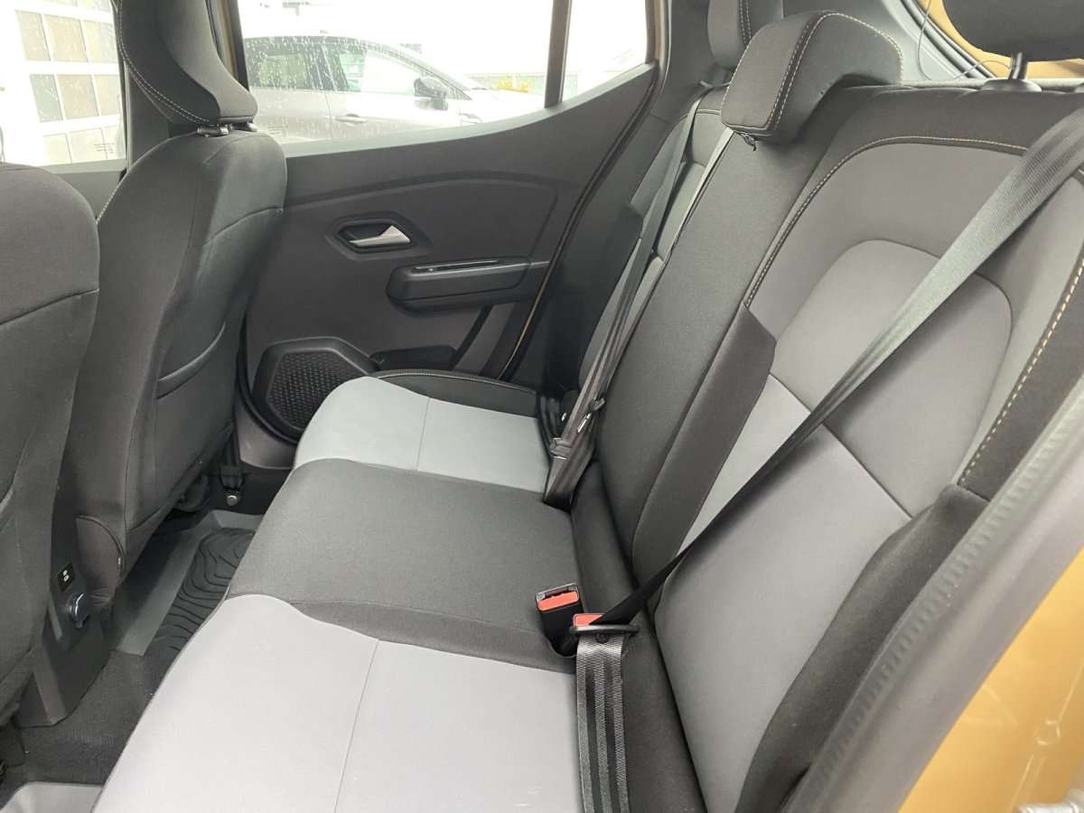 Fahrzeugbild eines Dacia Sandero