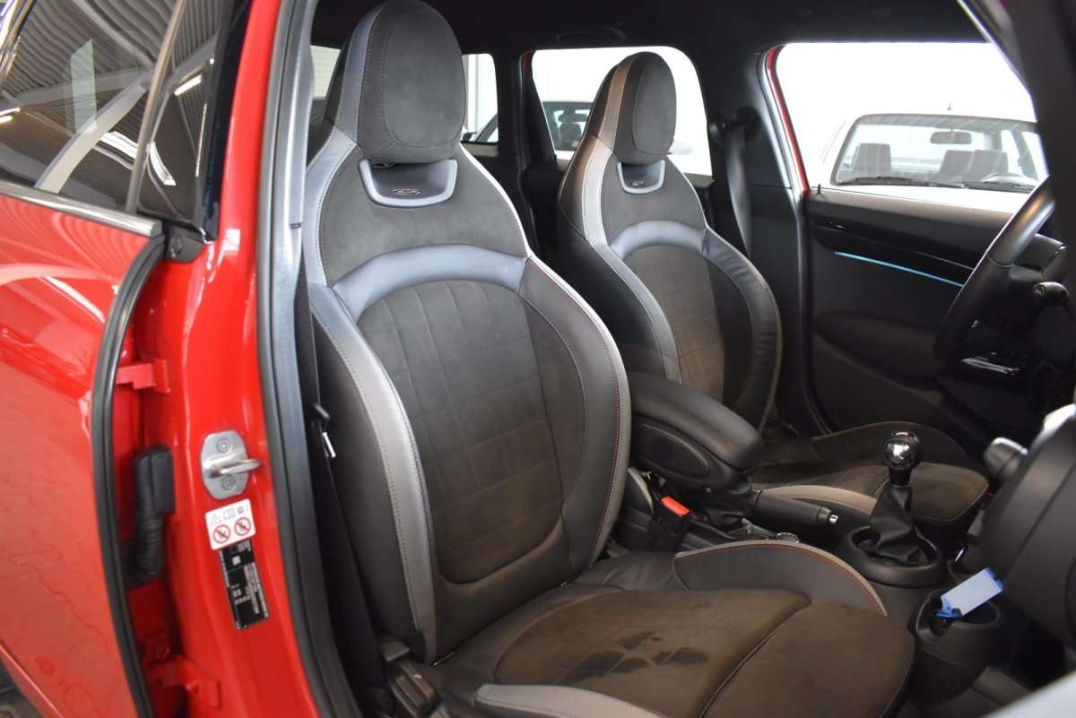 Fahrzeugbild eines MINI COOPER