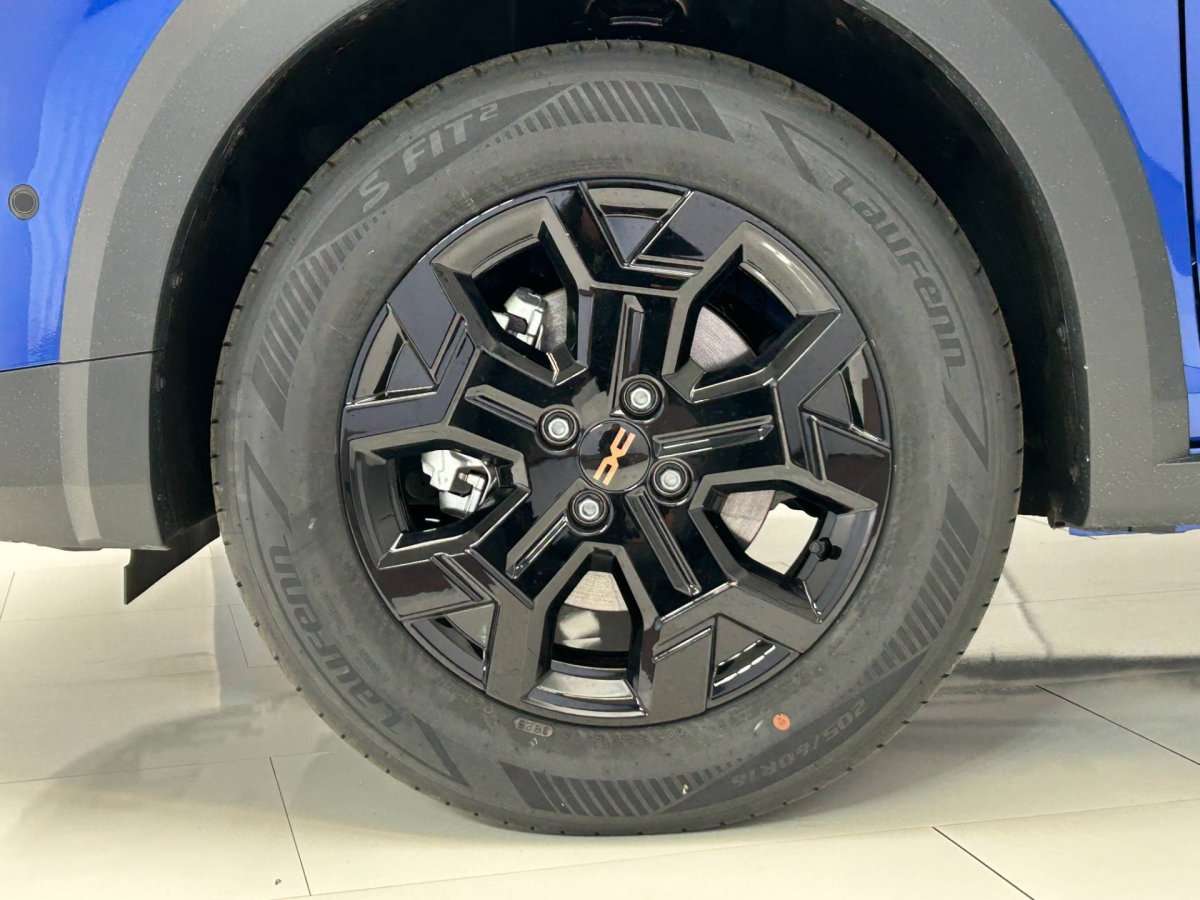 Fahrzeugbild eines Dacia Sandero