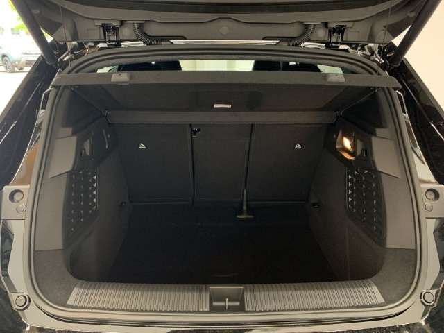Fahrzeugbild eines Renault Scenic E-TECH