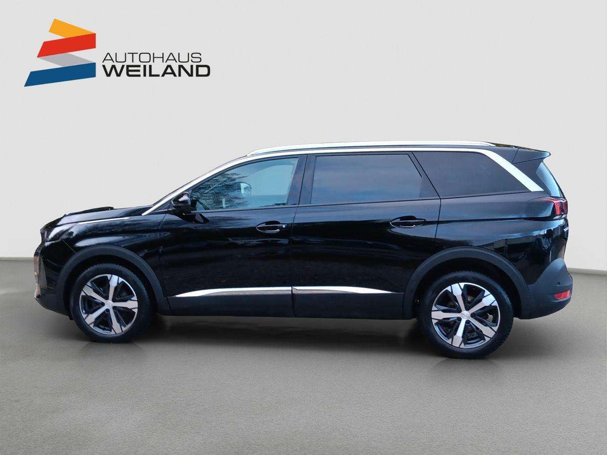 Fahrzeugbild eines Peugeot 5008