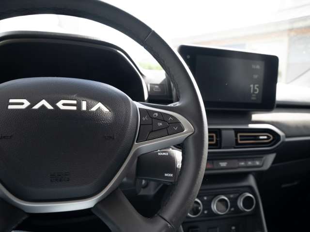 Fahrzeugbild eines Dacia Jogger