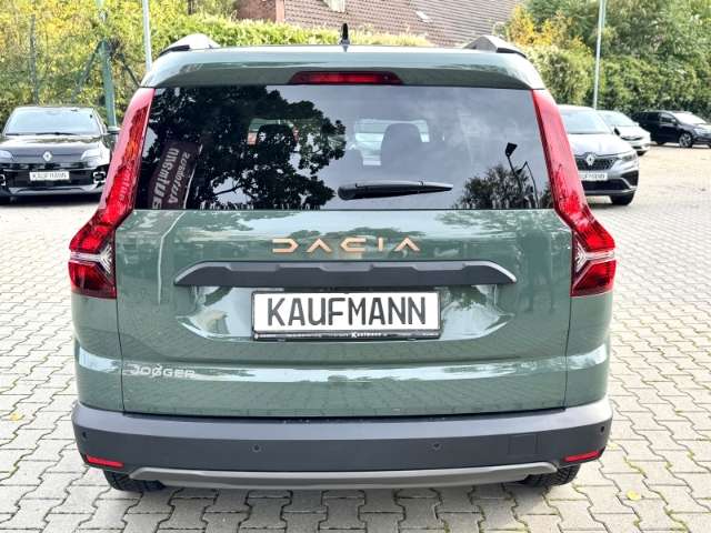 Fahrzeugbild eines Dacia Jogger