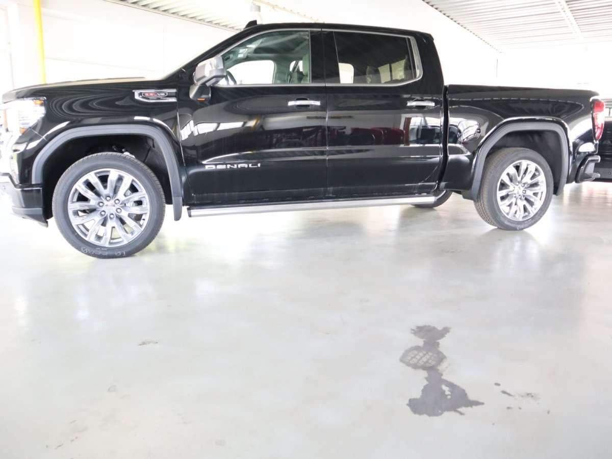 Fahrzeugbild eines GMC Sierra