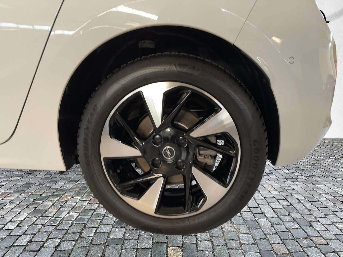 Fahrzeugbild eines Opel Corsa