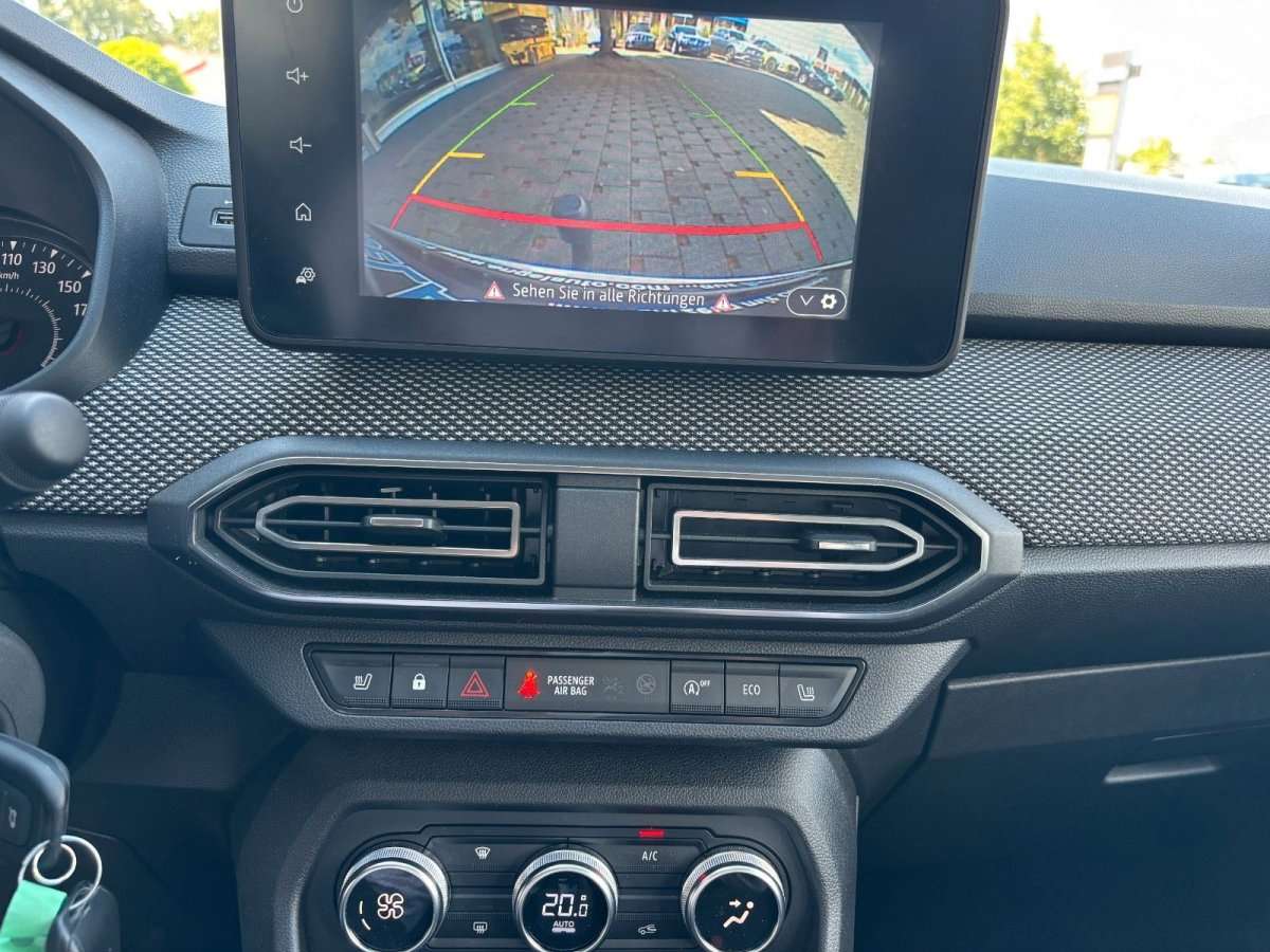 Fahrzeugbild eines Dacia Sandero