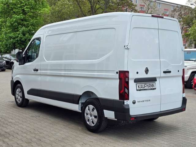 Fahrzeugbild eines Renault Master