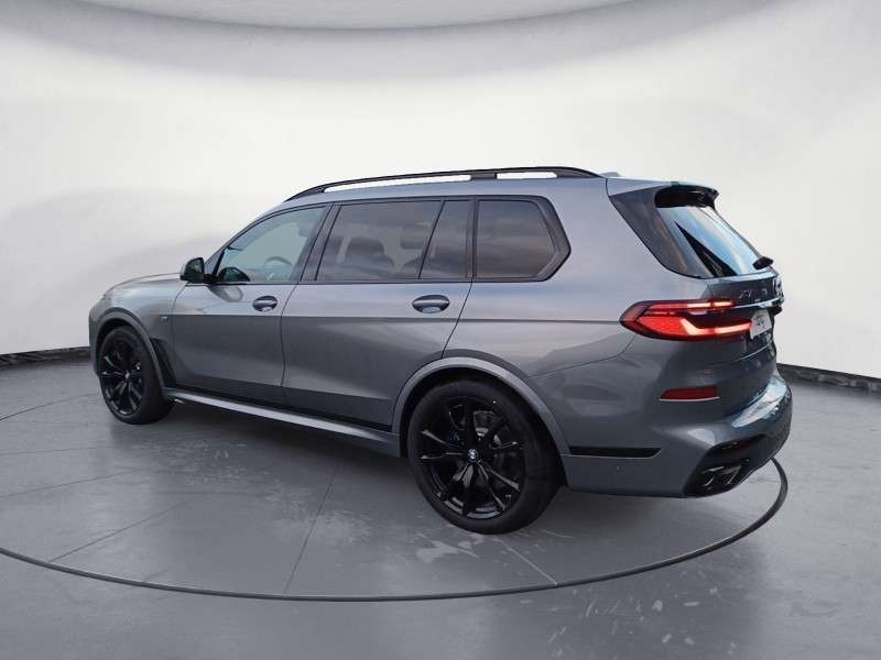 Fahrzeugbild eines BMW X7