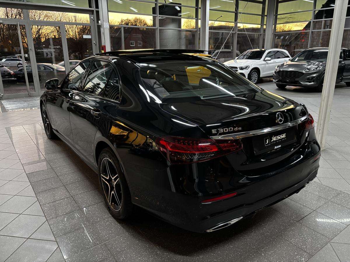 Fahrzeugbild eines Mercedes-Benz E-Klasse