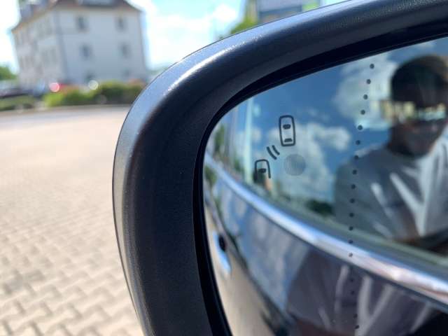 Fahrzeugbild eines Renault Koleos