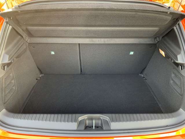 Fahrzeugbild eines Renault Clio