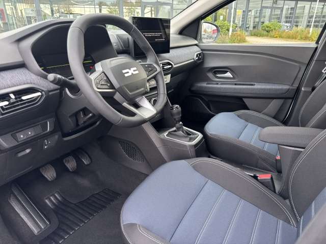 Fahrzeugbild eines Dacia Sandero