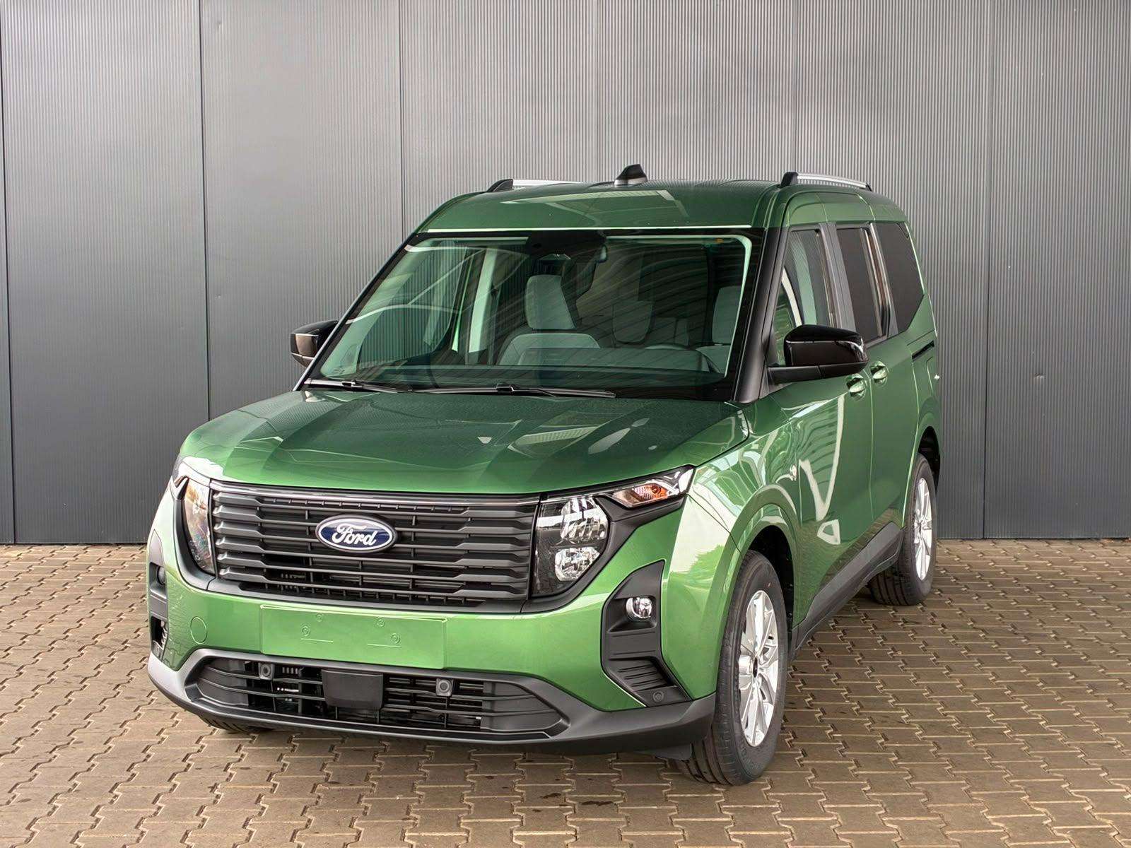 Fahrzeugbild eines Ford Tourneo Courier
