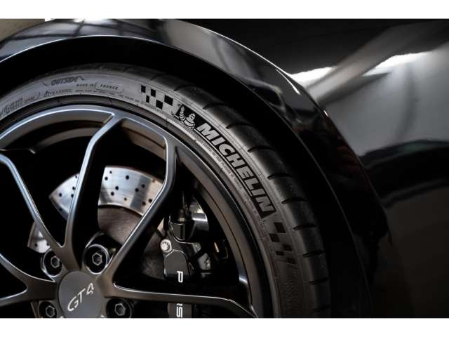 Fahrzeugbild eines Porsche Cayman