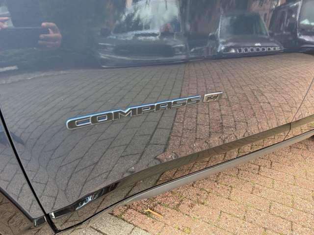 Fahrzeugbild eines Jeep Compass