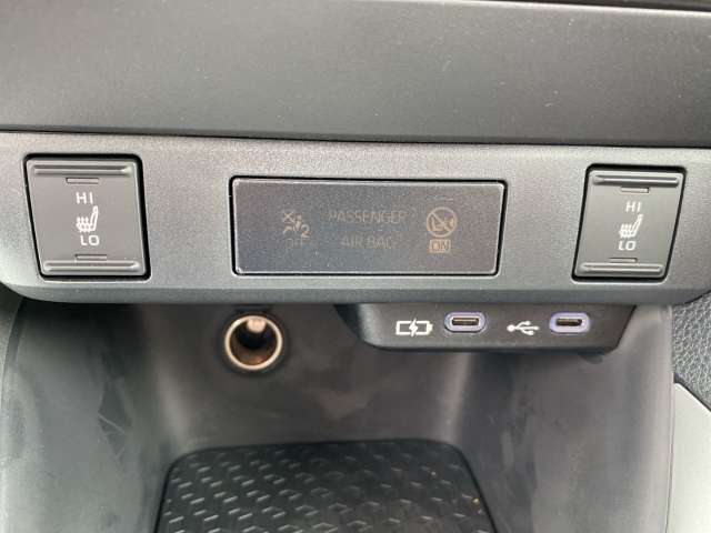 Fahrzeugbild eines Mazda Mazda2 Hybrid