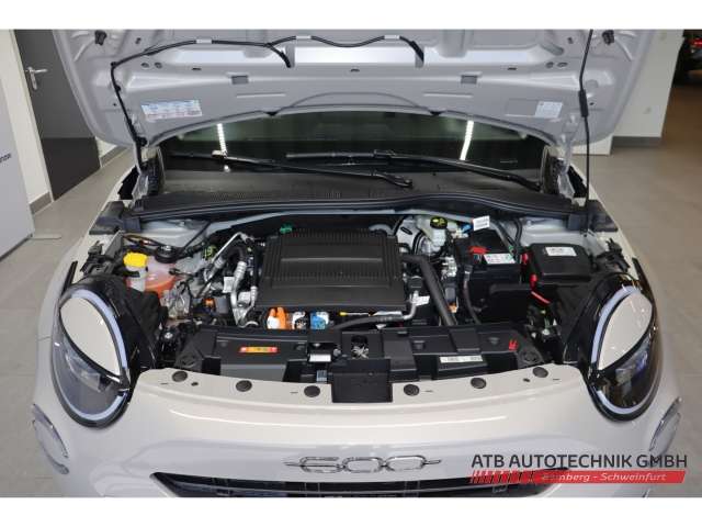 Fahrzeugbild eines Fiat 600 Elektro