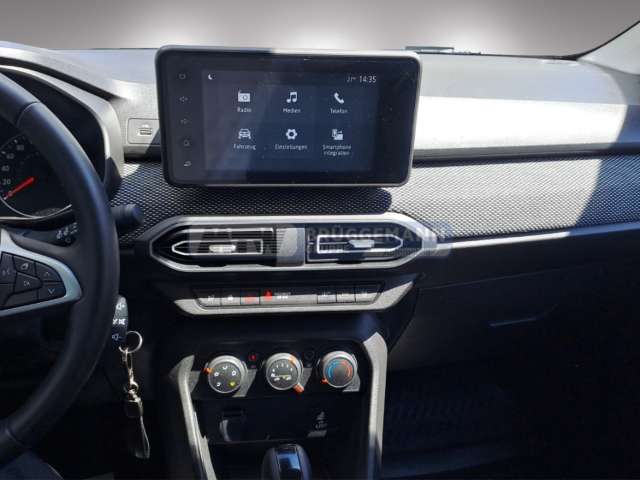 Fahrzeugbild eines Dacia Sandero