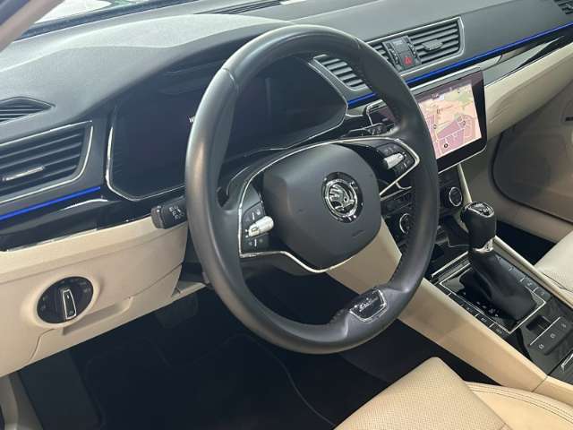 Fahrzeugbild eines Skoda Superb