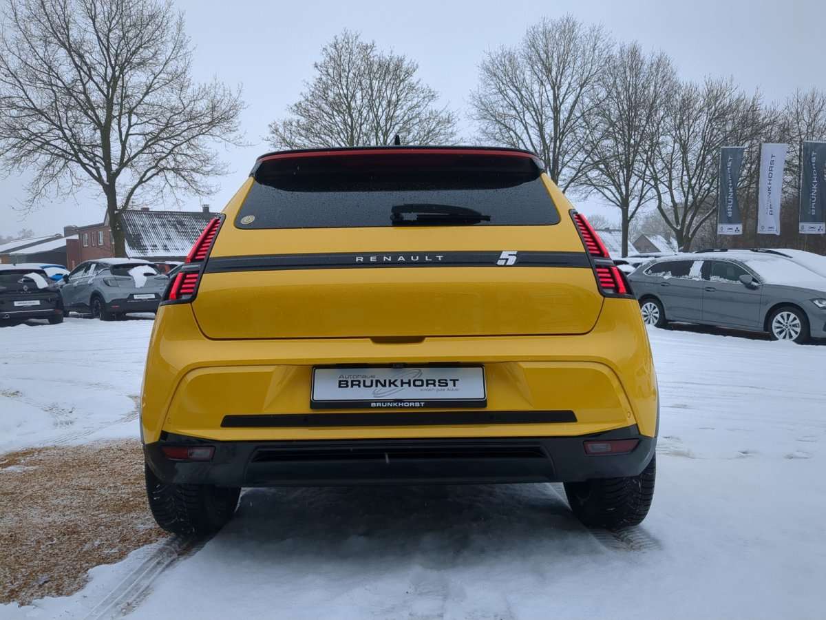 Fahrzeugbild eines Renault 5 E-TECH