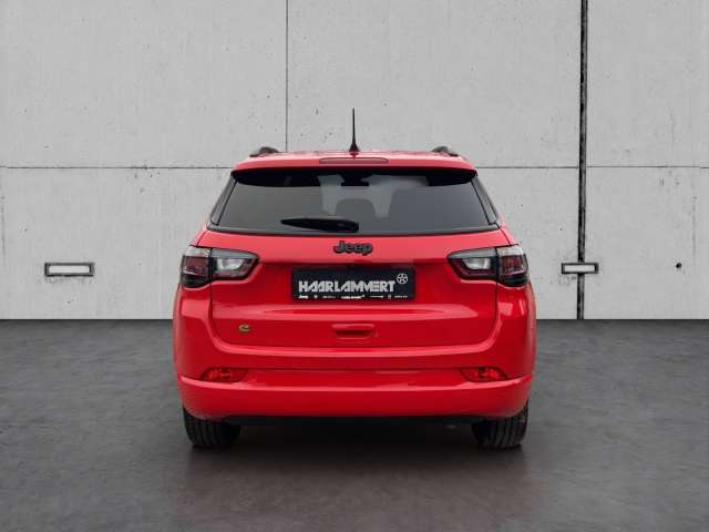 Fahrzeugbild eines Jeep Compass