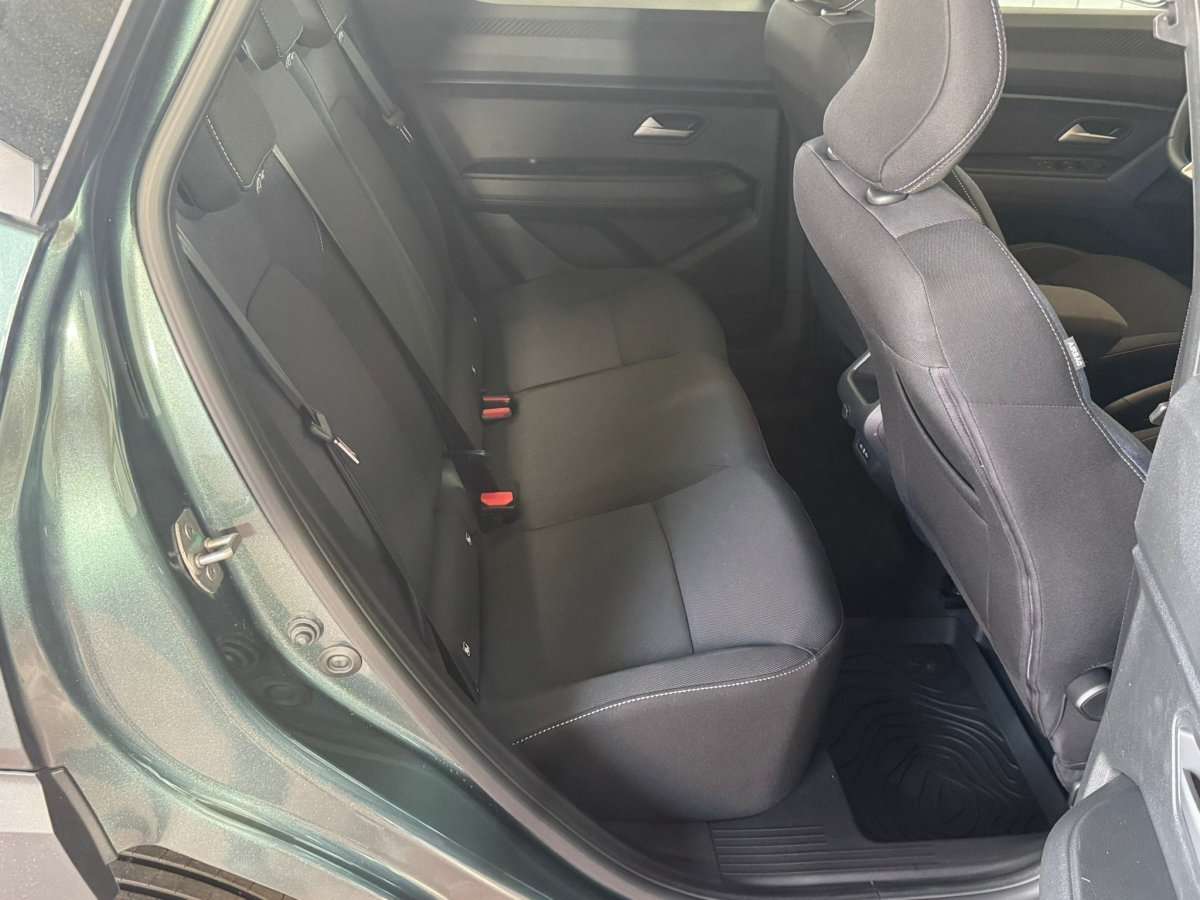 Fahrzeugbild eines Dacia Duster