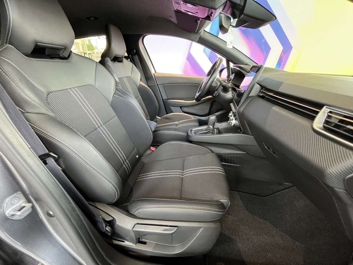 Fahrzeugbild eines Renault Clio