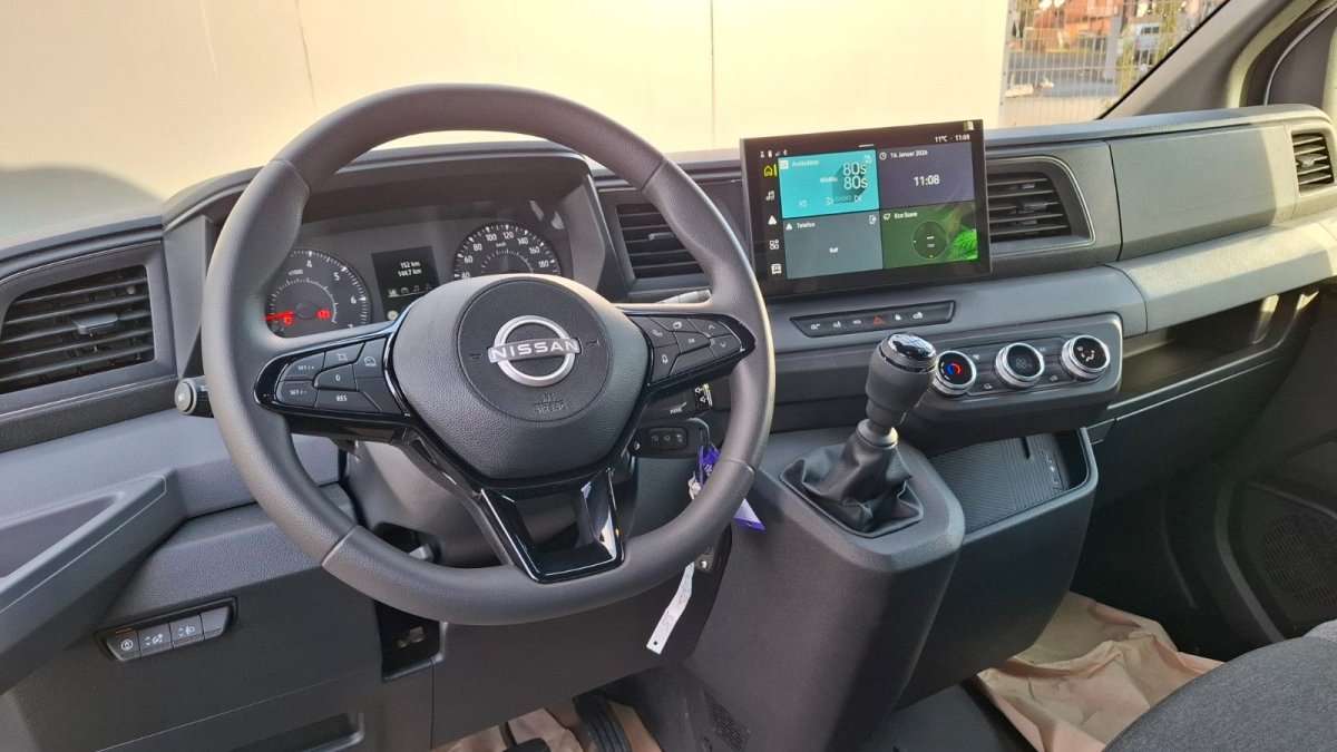 Fahrzeugbild eines Nissan Interstar