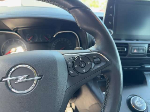 Fahrzeugbild eines Opel Combo Life