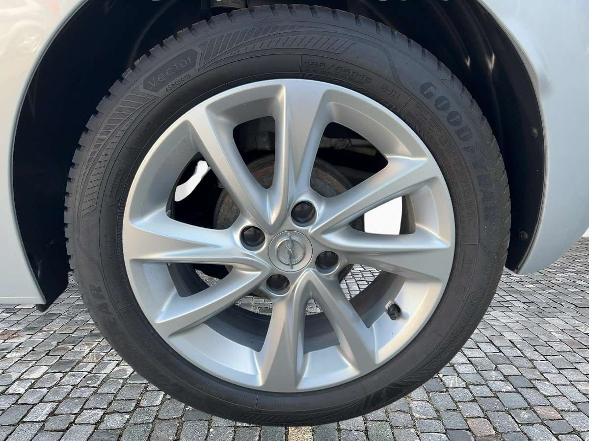 Fahrzeugbild eines Opel Corsa