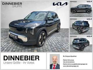 Schräge Frontansicht auf einen Kia EV2 , freigestellt