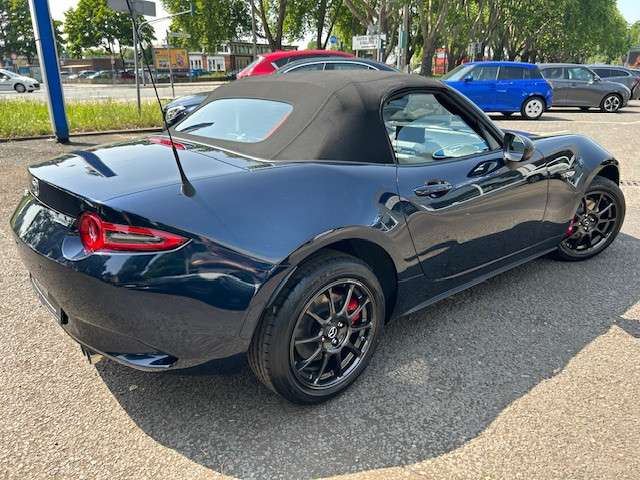 Fahrzeugbild eines Mazda MX-5