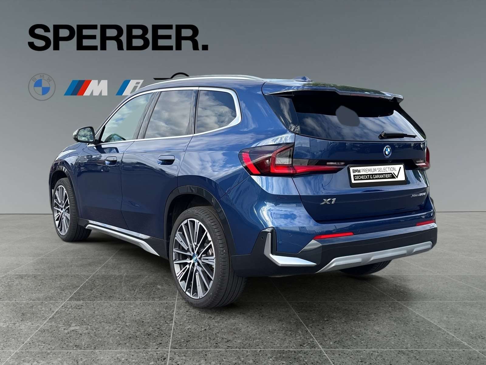 Fahrzeugbild eines BMW X1