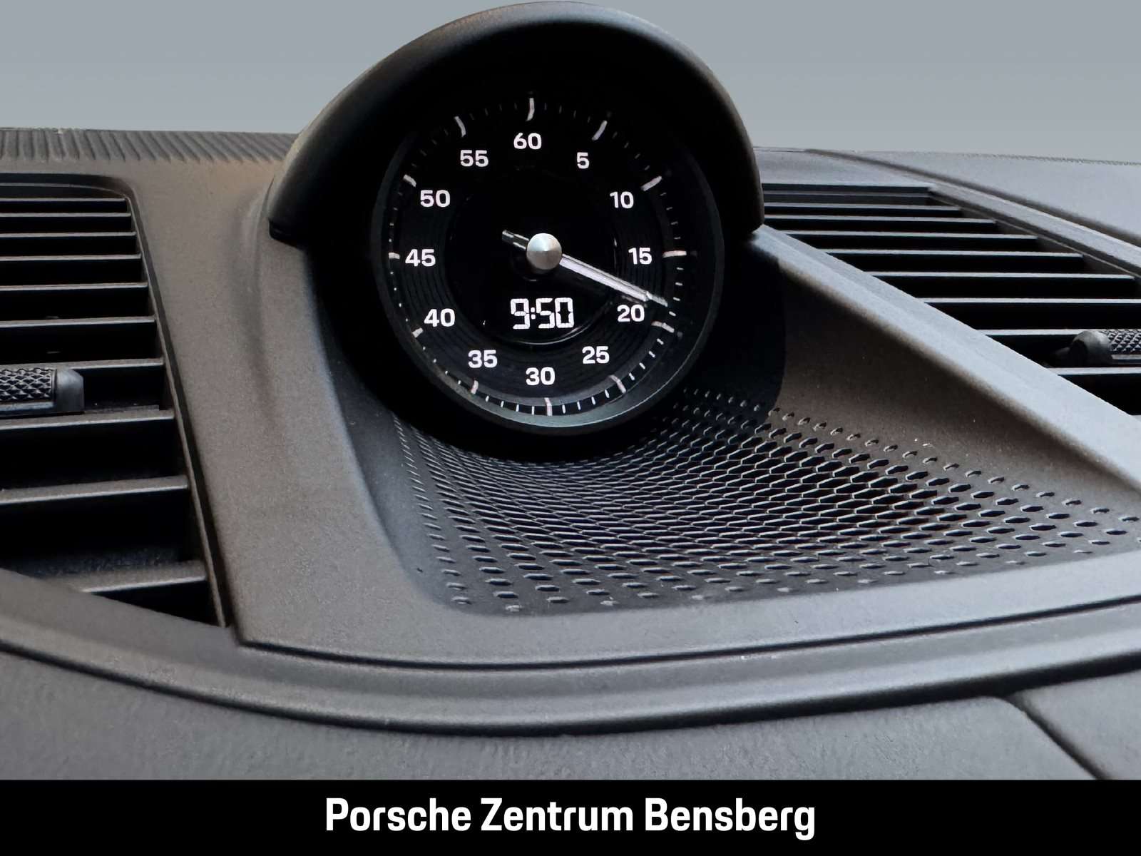 Fahrzeugbild eines Porsche Panamera