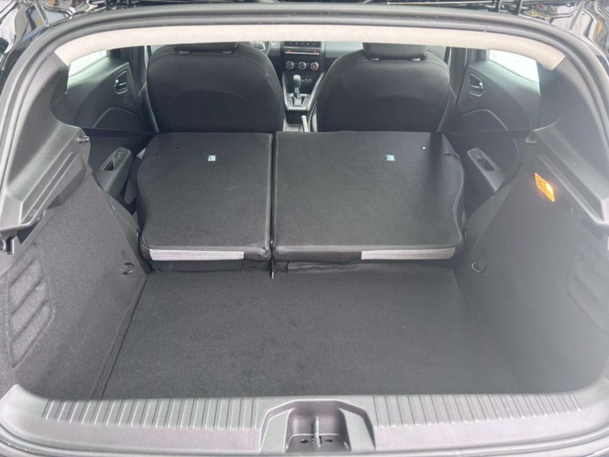 Fahrzeugbild eines Renault Clio