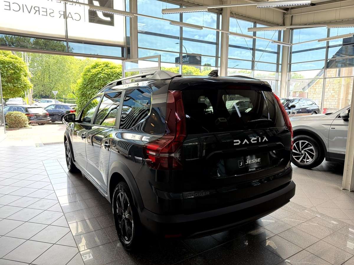 Fahrzeugbild eines Dacia Jogger