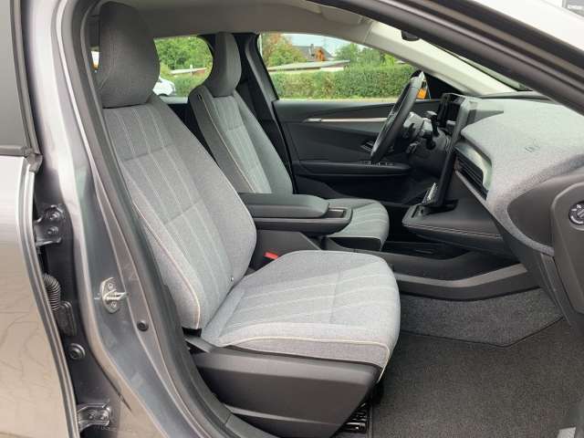Fahrzeugbild eines Renault Megane E-TECH