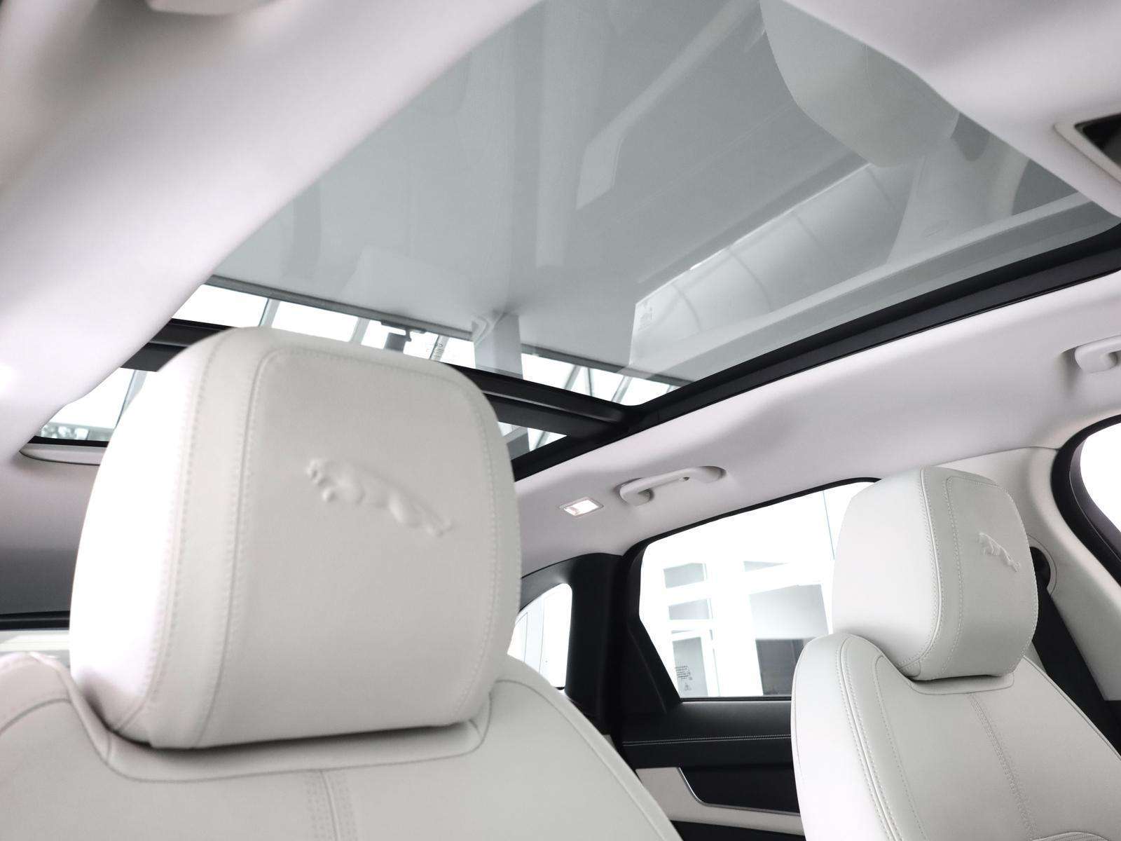 Fahrzeugbild eines Jaguar F-PACE