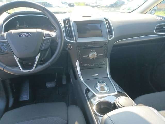 Fahrzeugbild eines Ford S-MAX