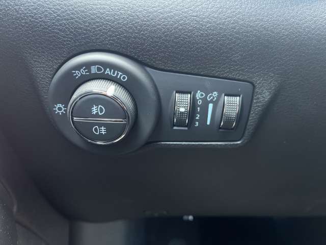 Fahrzeugbild eines Jeep Compass