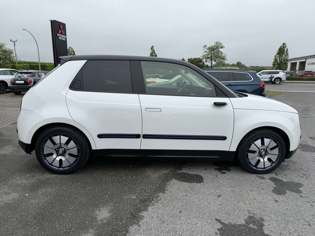 Fahrzeugbild eines Honda Honda e
