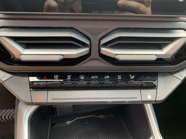 Fahrzeugbild eines Dacia Bigster