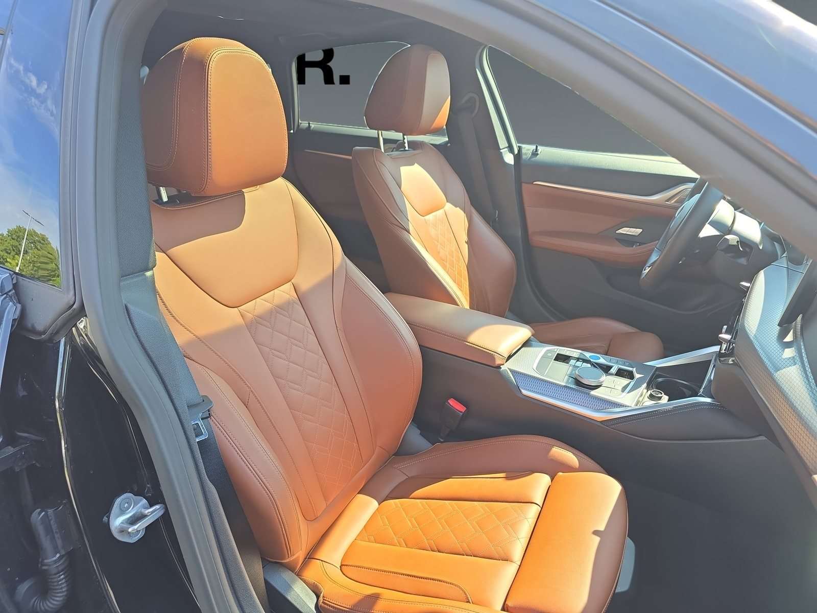 Fahrzeugbild eines BMW i4